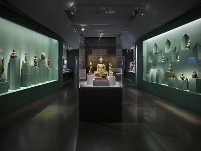Angkor royal bronzes. Art of the divine, exhibition view. Courtesy of Musée Guimet