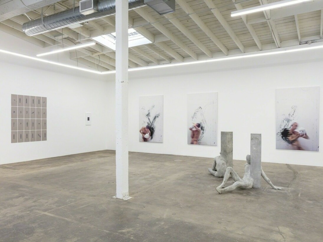 Caryatids, Exhibition view. Courtesy of Baert Gallery