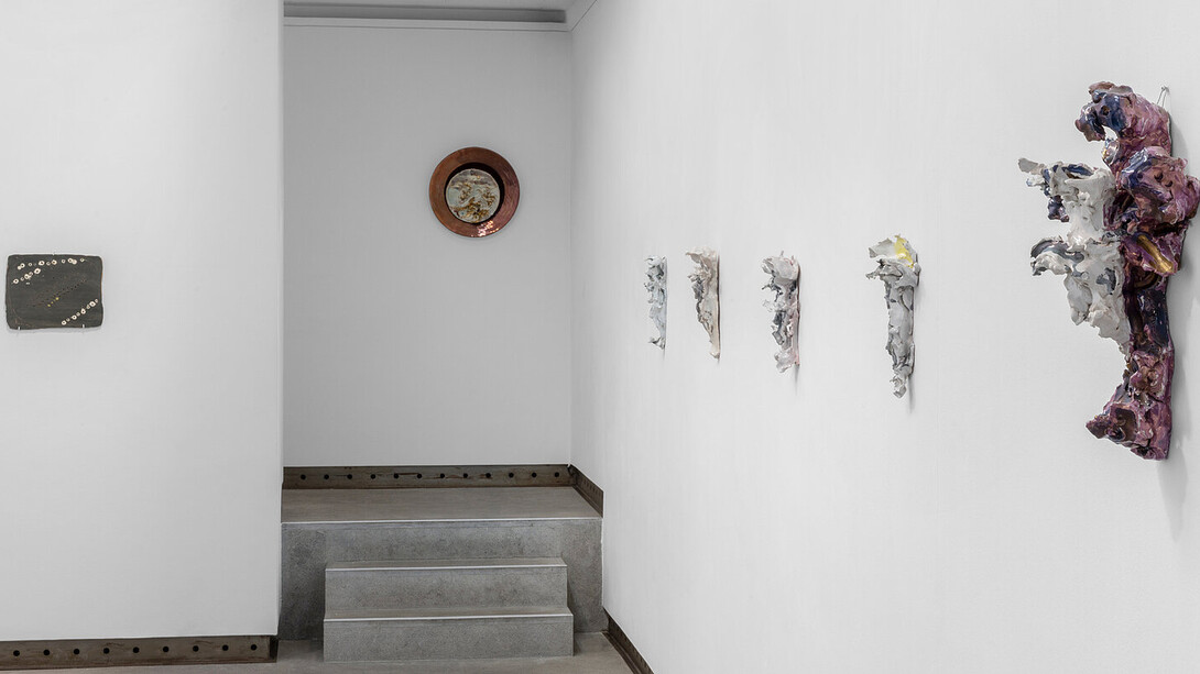 Lucio Fontana, ausstellungsansicht. Mit freundlicher genehmigung der Galerie Karsten Greve