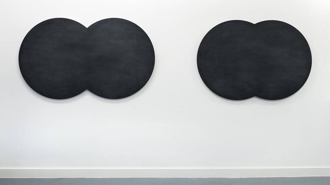 The Middle Distance, 2007, Wood, paint, chalk, dimensions variable. © Marion Coutts. Courtesy the artist and Tintype