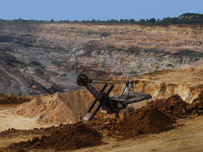 India's stimulus package promotes coal mining, accelerating unsustainability of its development path © Ashish Kothari