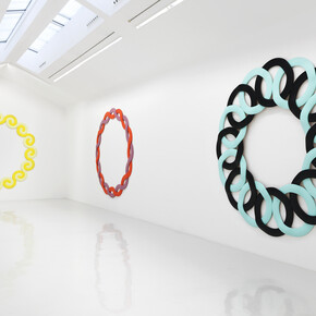 View of the exhibition So It Goes at Perrotin Paris, October 12 – December 21, 2019
Photo: Claire Dorn
© Courtesy of the artist & Perrotin