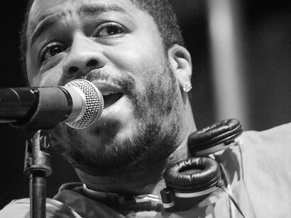 Les beatmakers, Just_Blaze © By fuseboxradio from USA - Broccoli City DC Festival - 2014 by DJ Fusion/FuseBox Radio, CC BY SA 2.0