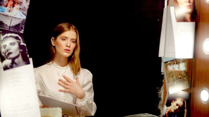 "Salomé" provoca discussões ao representar a mulher como um ser tanto sedutor quanto perigoso