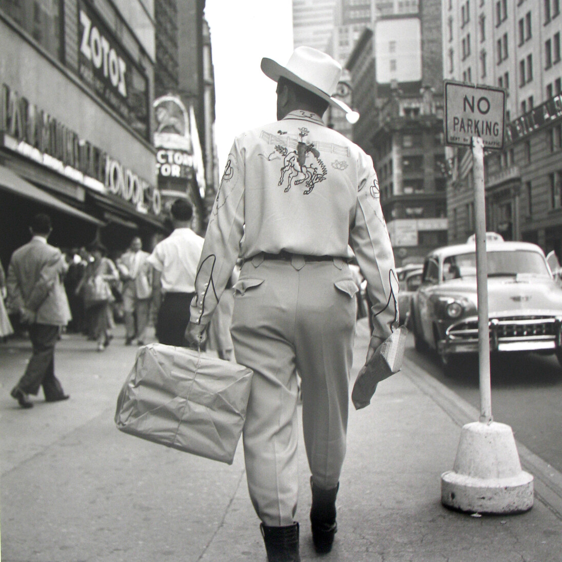 Untitled, undated © Vivian Maier/John Maloof Collection. Image courtesy of Huxley-Parlour Gallery