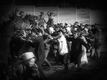 'La huelga' (1925) película dirigida por Serguéi Eisenstein