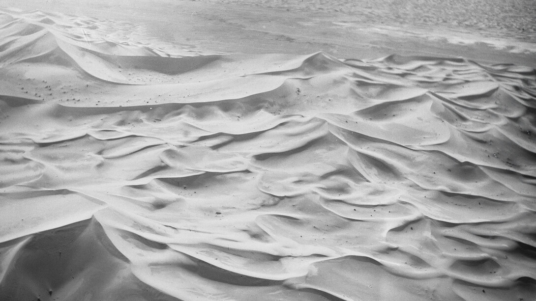 Mittelholzer’s lens captured these impressive wind-sculpted sand dunes in the Sahara (circa 1930).
ETH Library, Zurich