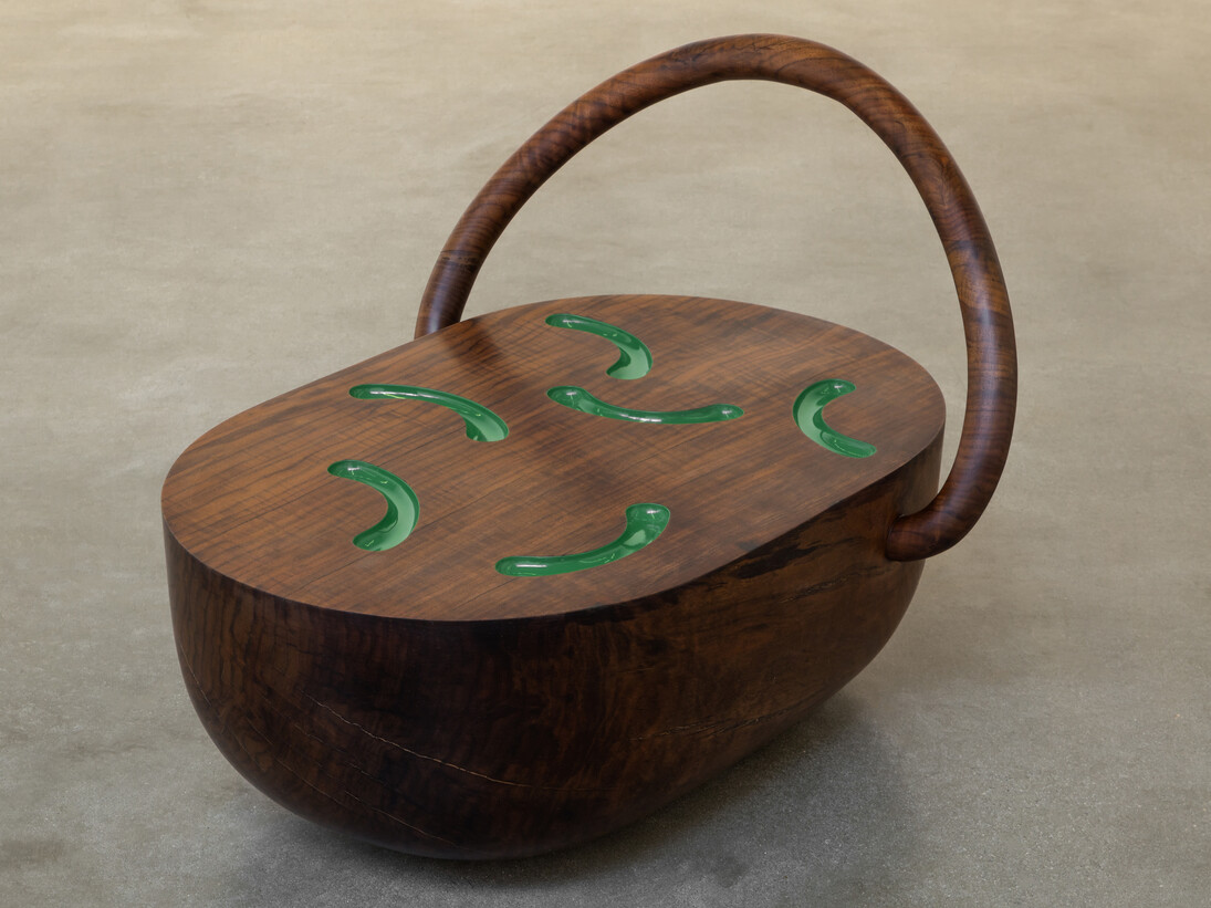 Elad Lassry, Untitled (Carrier, Squash), 2015. Claro walnut, paint, varnish, 32 x 22 x 13 inches