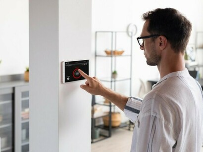 Wearable biometric sensors monitoring stress levels in a modern office setting