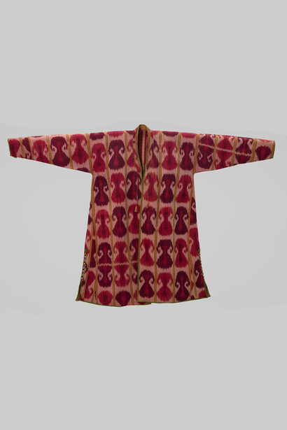 Chapan (Man’s coat), late 19th or early 20th century. Courtesy of Art Institute of Chicago