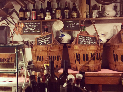 Un'ombra all'osteria