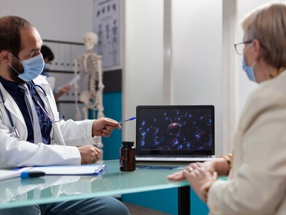 L'IA supporta la personalizzazione delle terapie, adattando la diagnosi alle caratteristiche uniche di ogni paziente