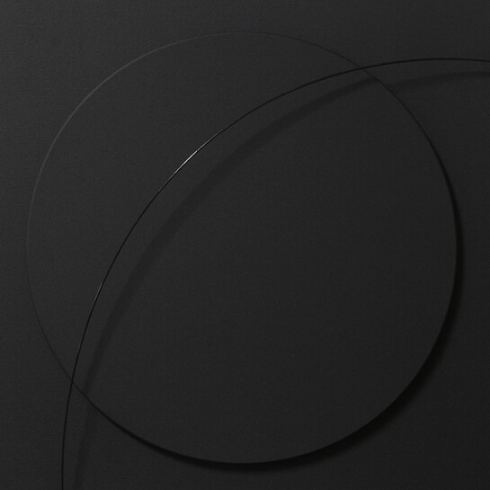 Senza titolo, 2015, acrilico e filo di rame su tela, 50 x 50 cm 