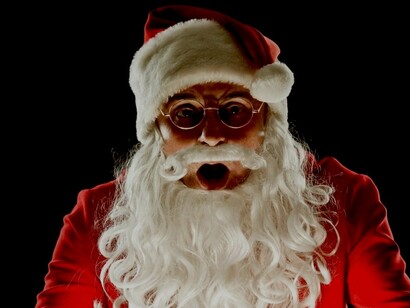 ¿Es un duende, es un mago o es un comercial de Coca-Cola?