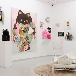 Atelier in Peach and Rose Color, Magic. Courtesy of Tomio Koyama Gallery