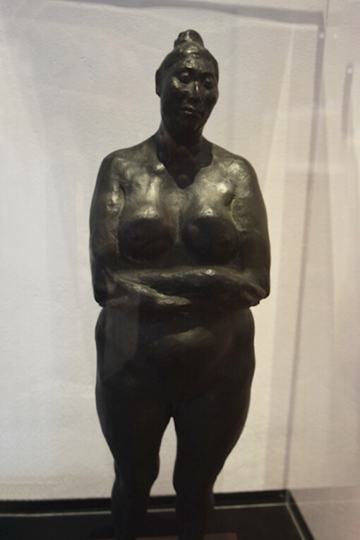 Francisco Zúñiga, Desnudo de Evelia (1976). Bronce. Colección Walter Fernández. Fotos: AKEZ