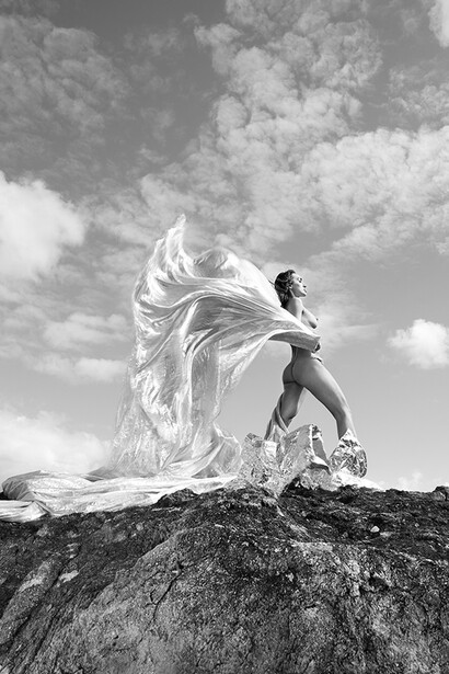 Isabelle Lindbergh, Angel (autour du rocher, Saint Barthélémy), 2023. Courtesy of Space Gallery St. Barth
