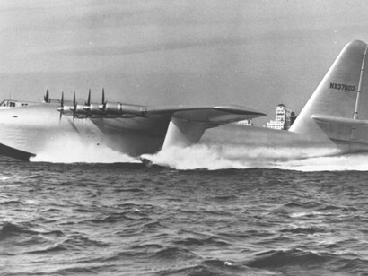 H-4 Hercules "Spruce Goose", 1947 circa