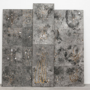 Vari artisti, Al lupo, al lupo, vista della mostra. Per gentile concessione di The Address