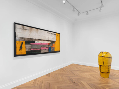 Theaster Gates, And other paintings, vue de l'exposition. Avec l'aimable autorisation de White Cube