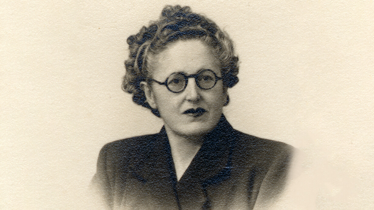 Consuelo Berges Rábago (1899 - 1988)​ fue una traductora, periodista, escritora y biógrafa española