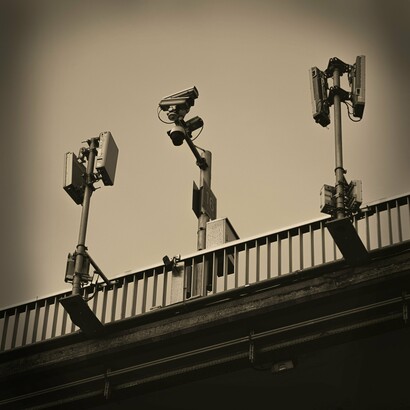 Las prácticas en materia de seguridad de los condominios y las privadas operan para construir mundos que alteran un continuo espacial