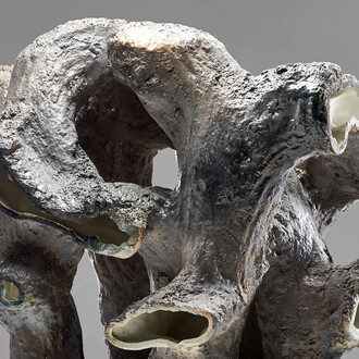 Johannes Nagel_Dark Matter_2019_Porcelain_24.5x24.8x20.47