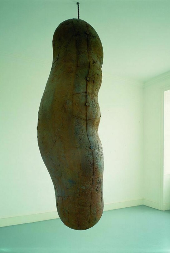 Antony Gormley, Still Falling I, 1991, Cast iron, air, 334 x 115 x 85 cm, Collection Irish Museum of Modern Art, Purchase, 1991, IMMA.12, © Anthony Gormley