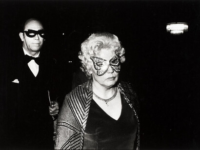 Erasmus Schröter, Paar auf einem Maskenball (detail), 1980. Mit freundlicher genehmigung des Museum Ludwig