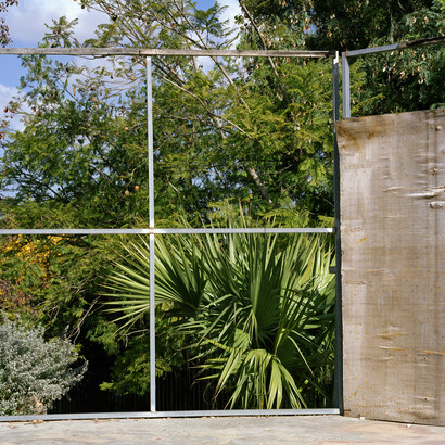 Corrine Silva, Untitled 006 from Gardening the Suburbs, 25 x 25 cm, c type print © Corinne Silva 2014