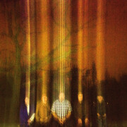 Shannon Taggart, Group meditation experiment. Arthur Findlay College, Grossbritannien, 2016, aus der Serie Séance, 2012–2018 © Shannon Taggart