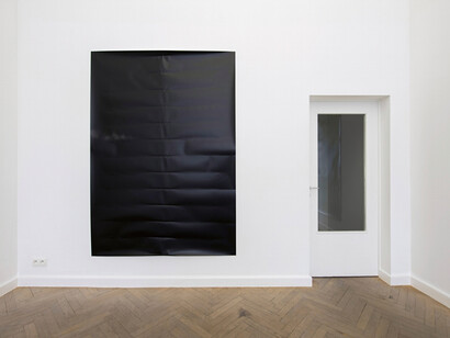 Davis Rhodes, Exhibition view. Courtesy of Office Baroque