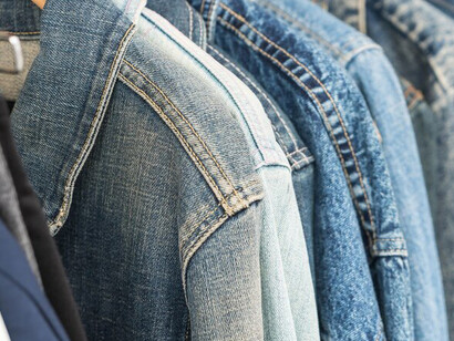 A versatile jeans shirt, perfect for effortless everyday wear