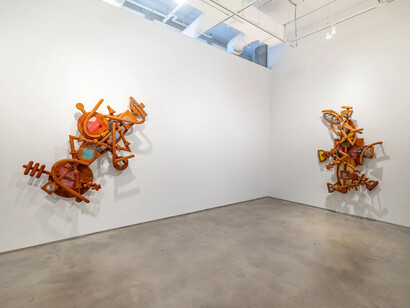 Marco A. Castillo, From the circle to the star, vista da exposição. Cortesia da Galeria Nara Roesler