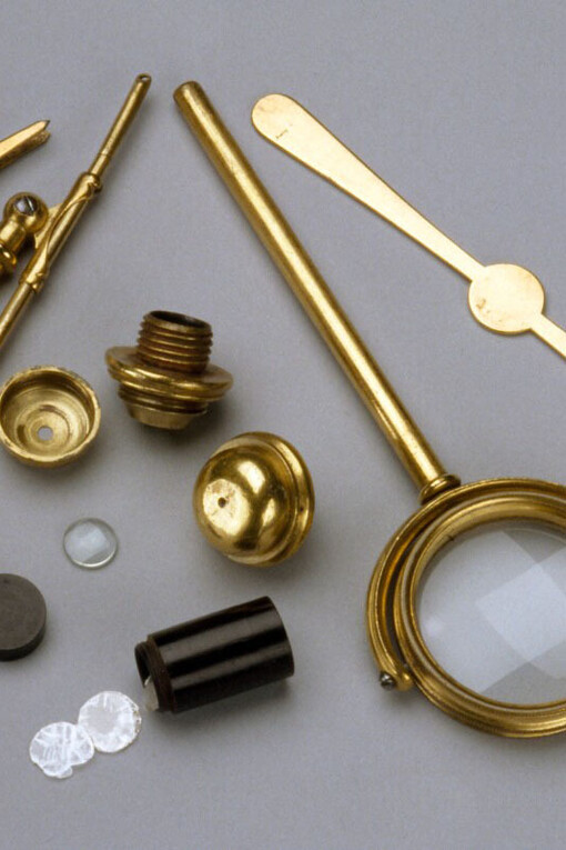 Accessories from the Getty Microscope, french, 1750s. Courtesy of J. Paul Getty Museum