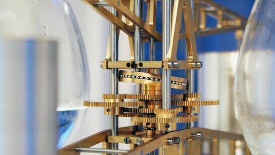 Kristoffer Myskja, Interference machine 2009 water, various metals, cotton, motor, 30 x 30 x 28 cm + pedestal 120 cm