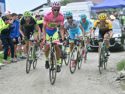 Contador in rosa al Giro d'Italia, Bettini photo