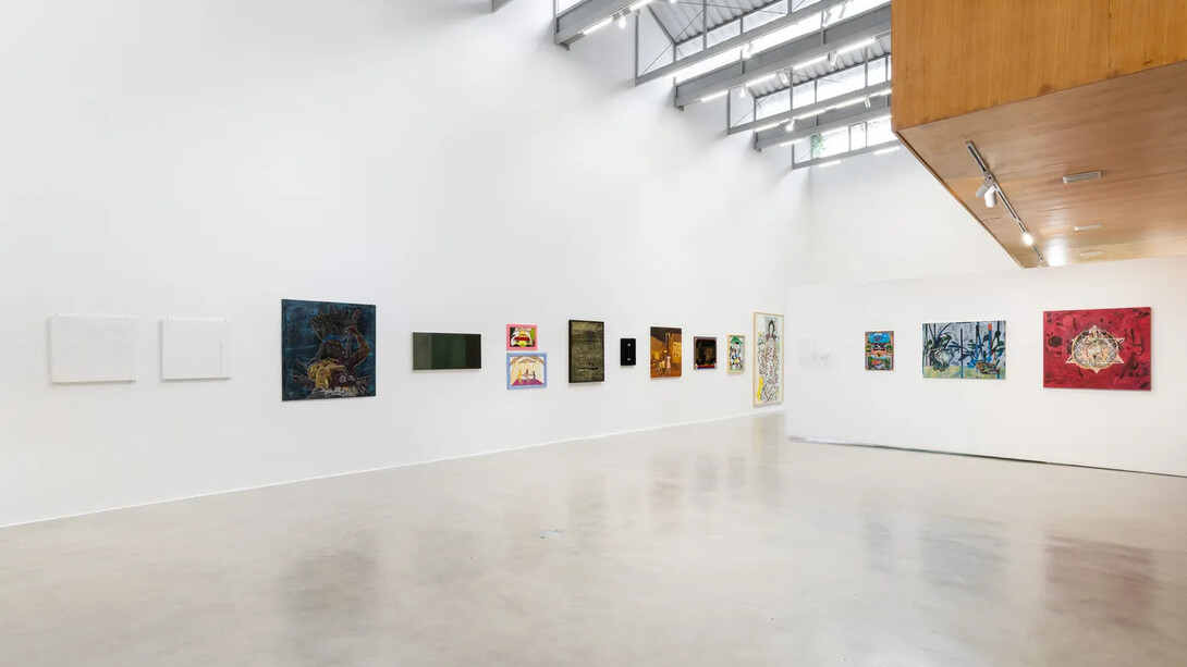 Vários artistas, 17º salão dos artistas sem galeria, vista da exposição. Cortesia de Zipper Galeria