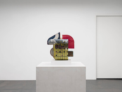 Greg Carideo, Bottle and hole, exhibition view. Courtesy of Bureau Gallery