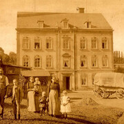 The Schmidt family in front of the house with mill in Chemnitz-Rottluff, um 1897. Courtesy of Kunstsammlungen Chemnitz