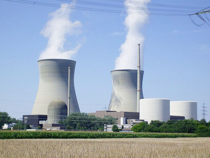 Centrale nucleare di Gundremmingen, Germania. Il nostro paese, tutti lo sappiamo, si è privato delle centrali nucleari e dell’energia dell’atomo