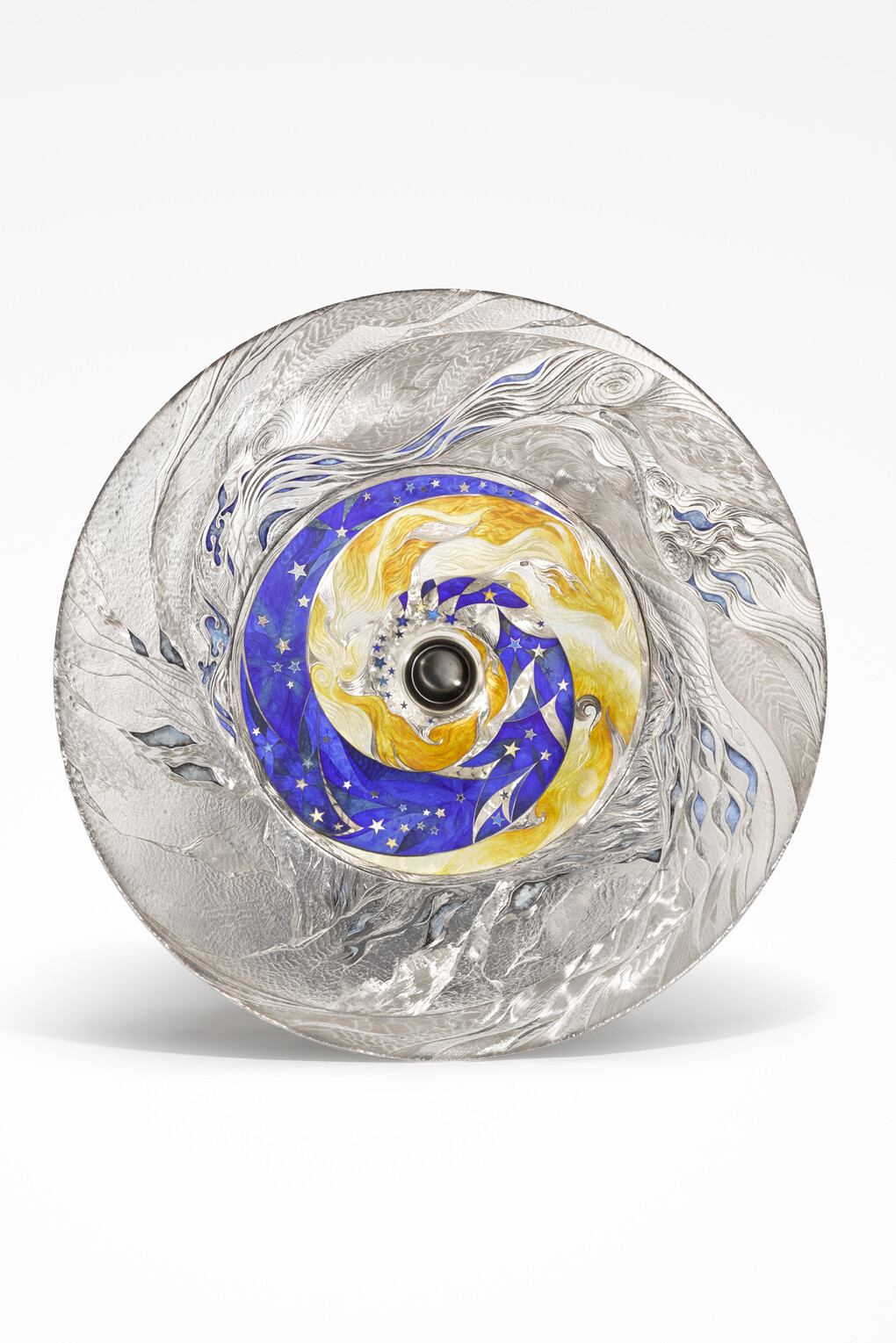 'Millennium Dish', 1999, Jane Short. Image © The Goldsmiths' Company