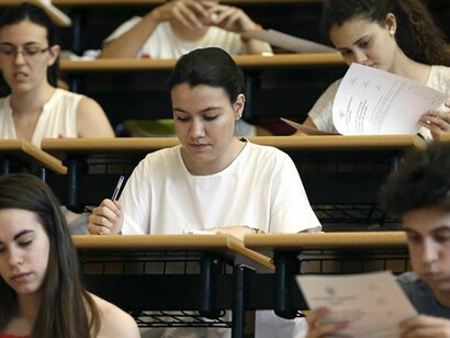 La selectividad consta de tres días en los que los alumnos se examinan de todos los conocimientos vistos durante el año