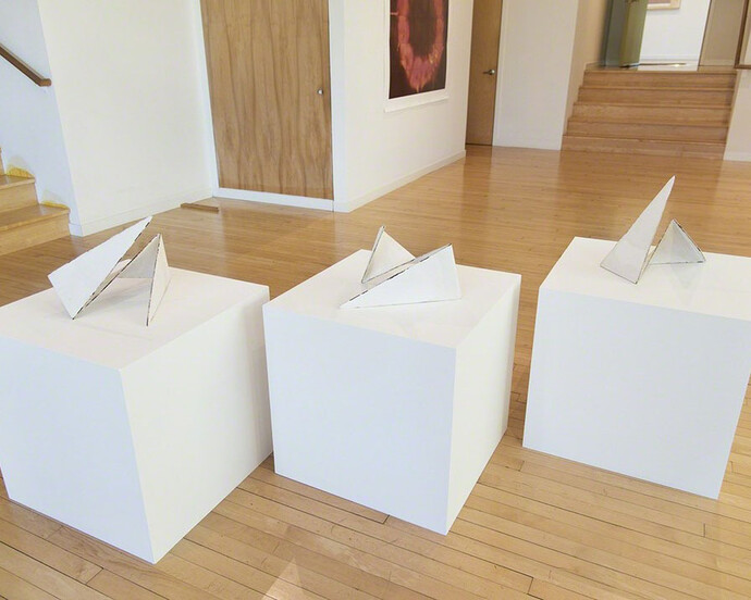 Neverending Summer, Exhibition view. Courtesy of Traywick Contemporary