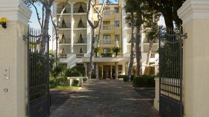Grand Hotel Imperiale. Do you want to enter?