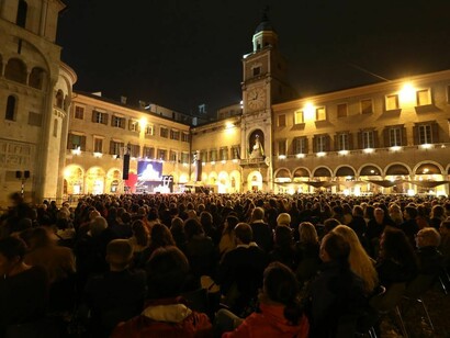 Modena, piazza Grande. Foto Elisabetta Baracchi