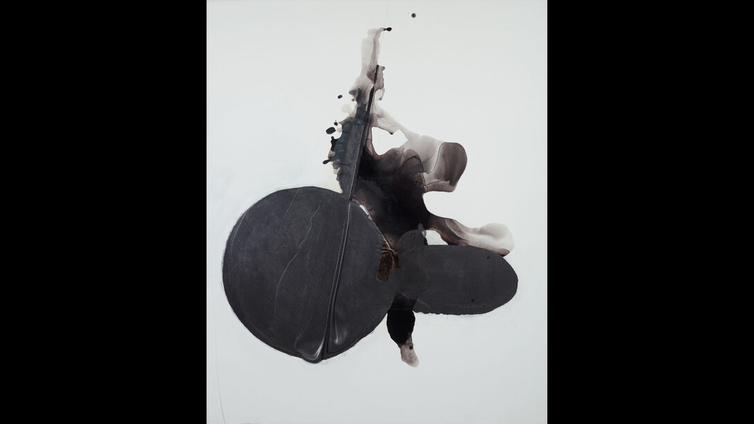 Takesada Matsutani 
Dance 14-2 
2014
Vinyl adhesive, graphite pencil, acrylic on canvas 
162 x 130 cm / 63 3/4 x 51 1/8 in
© Takesada Matsutani
Courtesy the artist and Hauser & Wirth
Photo: Marc Domage
