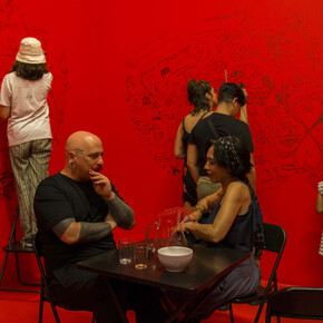 Coletivo Legítima Defesa
Performance RE- EXISTÊNCIA NEGRX durante a abertura da exposição Somos Muit+s, que aconteceu como parte da programação de untitled 2019 (demo station n.7), o palco para demonstrações proposto pelo artista tailandês Rirkrit Tiravanija.
Foto: Levi Fanan / Pinacoteca
