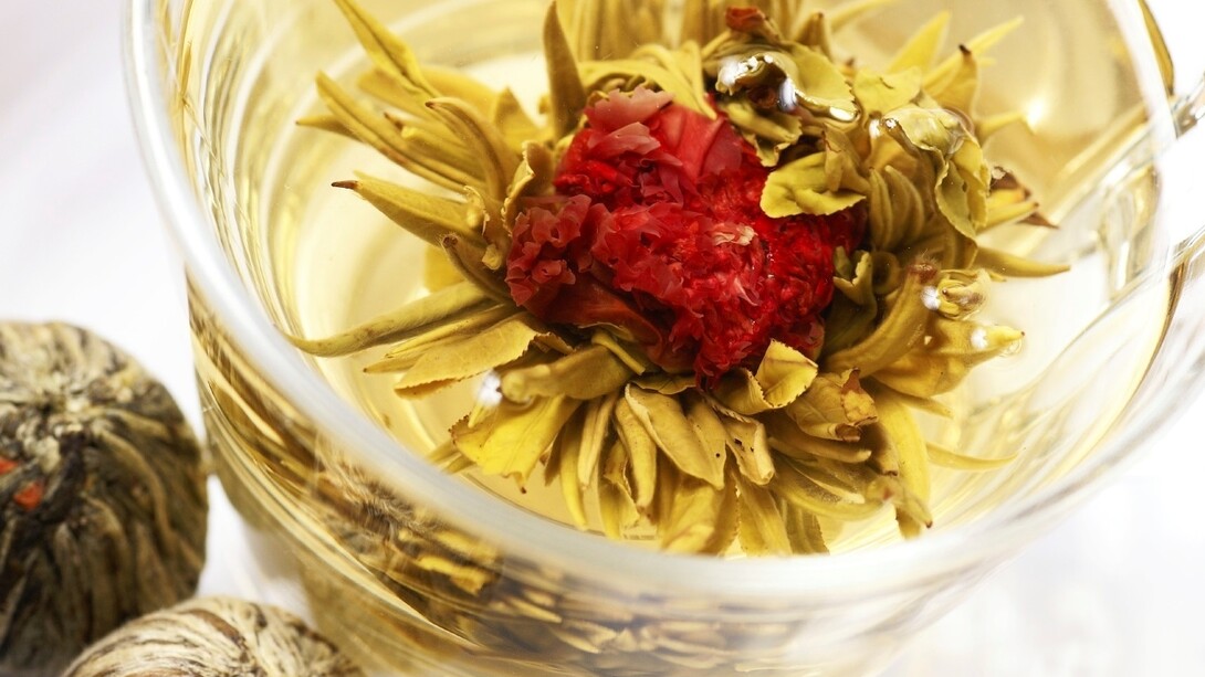 Flowering tea