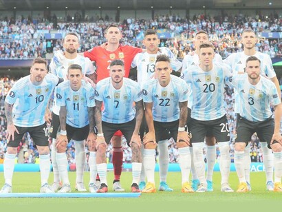 Team Argentina stands together before the final game of the 2022 FIFA World Cup